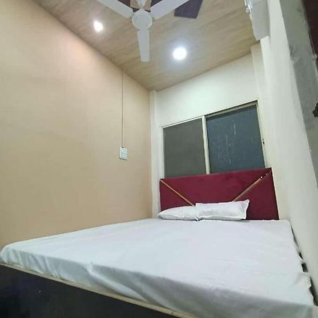 Hotel Rolex Ujjain Eksteriør bilde